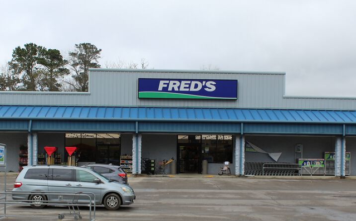 Pictures of Retail property located at 2616 Highway 82 E, Greenville, MS 38703 for comps - image #1