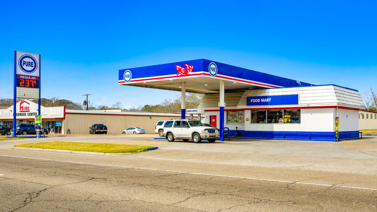 214 W Presley Blvd, MS 39648