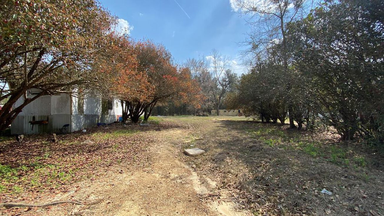 225 Cedarwood Subdivision Rd, Uvalda, GA 30473