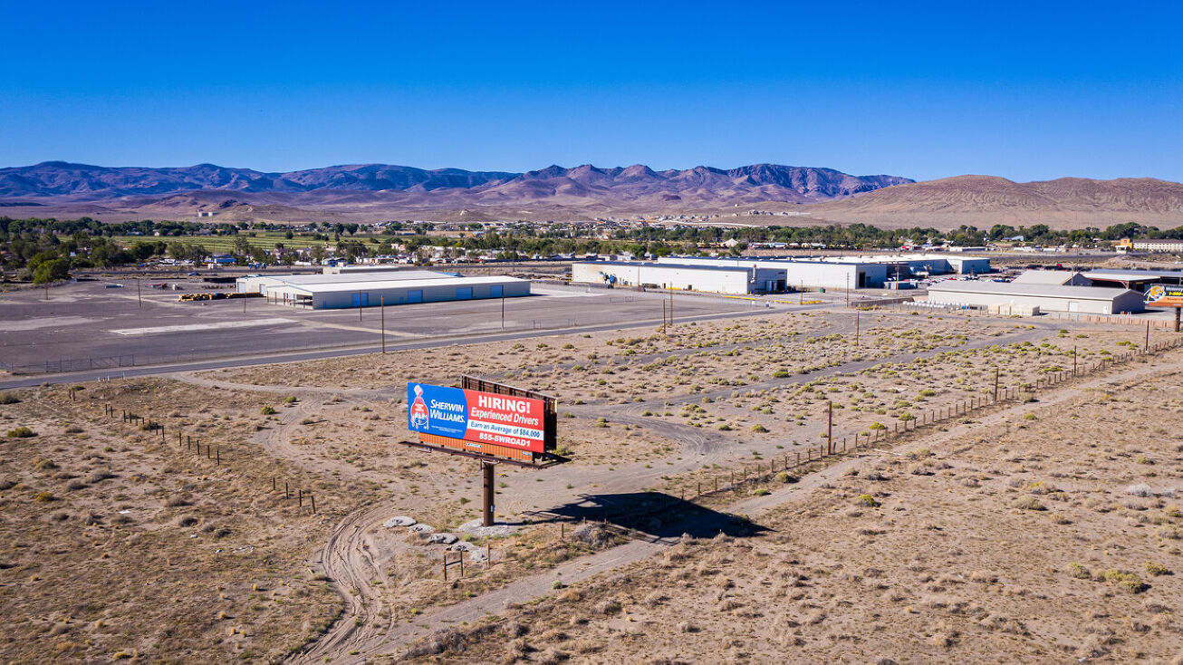 290 Logan Ln, Fernley, NV 89408