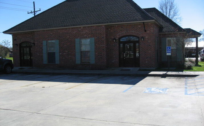 Pictures of Office, Land property located at 1201 S Purpera Ave, Gonzales, LA 70737 for sales - image #1