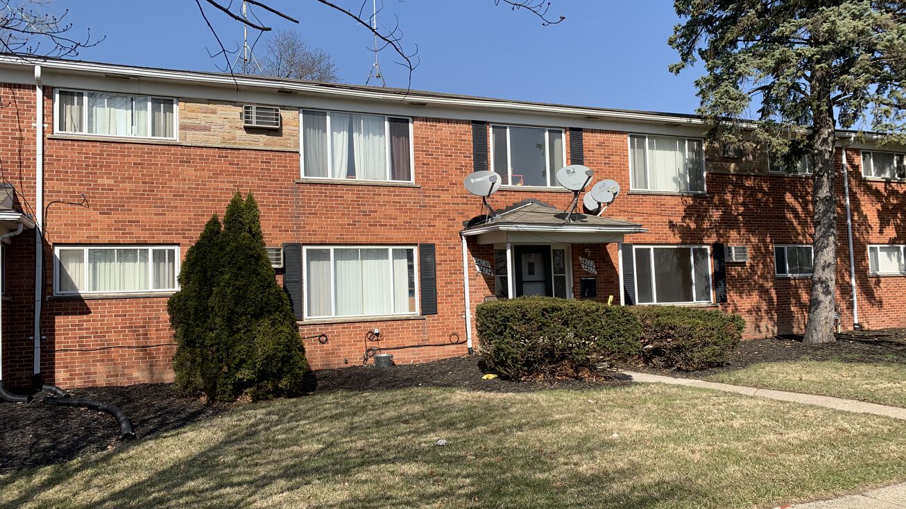 24106 Ann Arbor Trail, Dearborn Heights, MI 48127 | Crexi.com