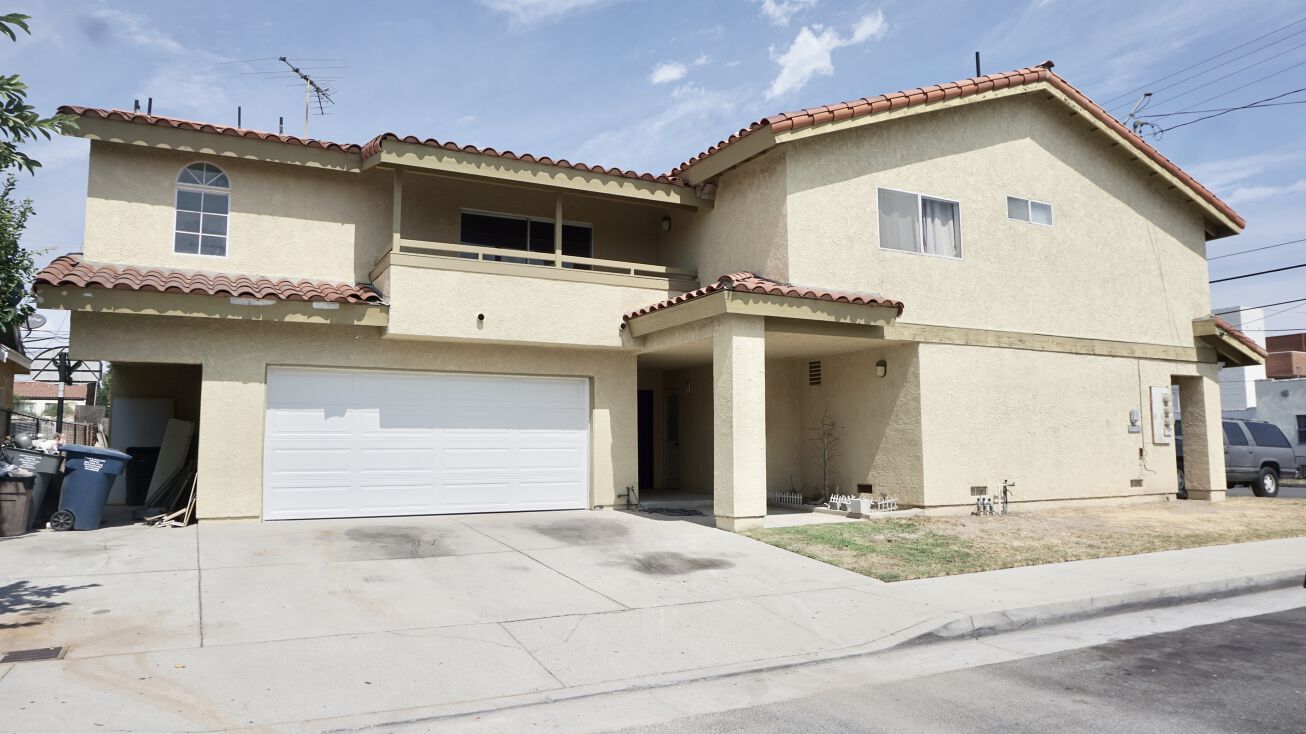 16515 Berendo Ave, Gardena, CA 90247