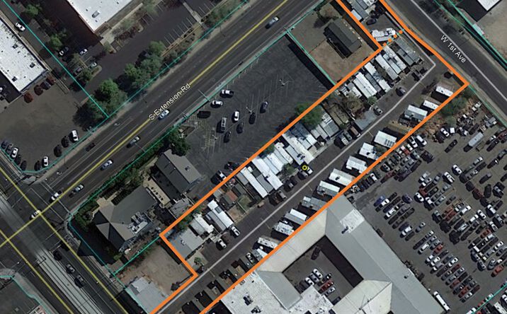 Pictures of Mobile Home Park property located at 835 W Main St, Mesa, AZ 85201 for comps - image #1