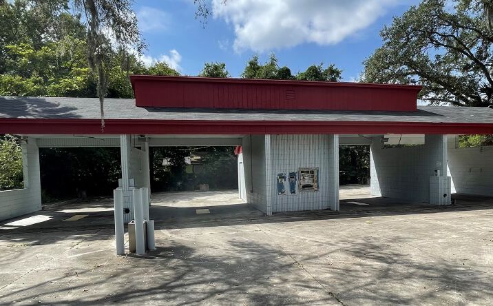 Pictures of Retail property located at 1117 E 25th St, Sanford, FL 32771 for sales - image #1
