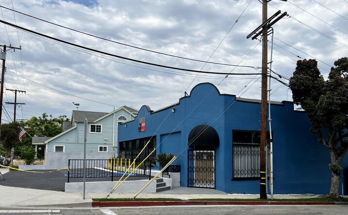 Pictures of Retail property located at 2331 4th St, Santa Monica, CA 90405 for sales - image #1