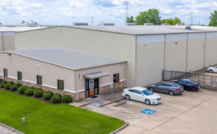 Pictures of Office, Industrial property located at 11050 West Little York Bldg. J, Houston, TX 77041 for sales - image #1