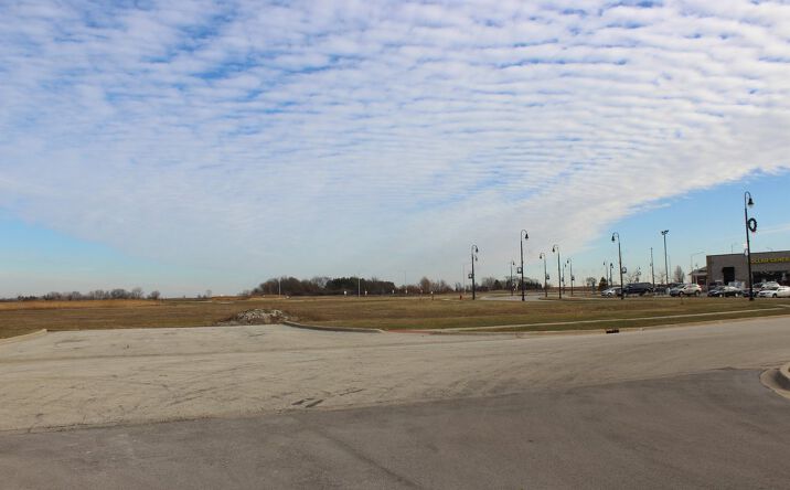 Pictures of Land property located at Lot 3 Town Center Drive, Elwood, IL 60421 for sales - image #1