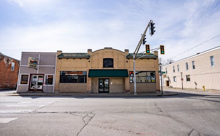 Pictures of Mixed Use, Industrial property located at 1441 Wells St, Fort Wayne, IN 46808 for sales - image #1