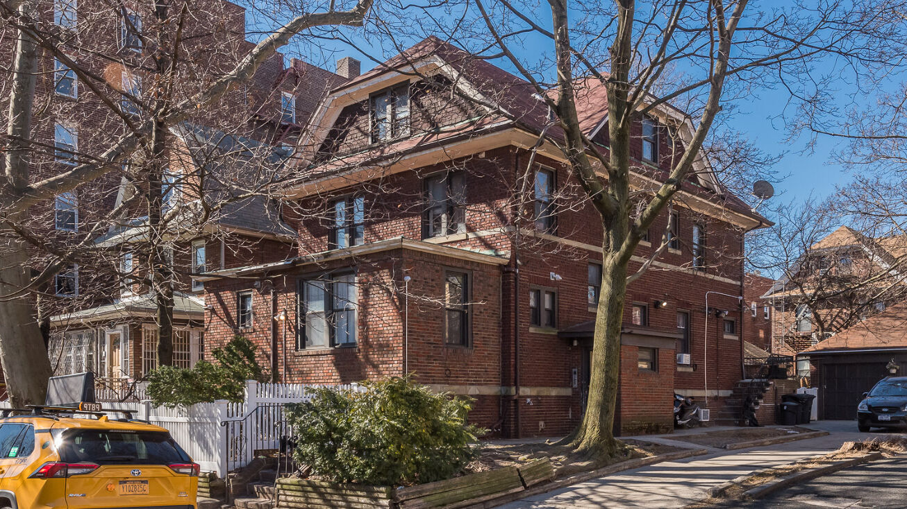 4132 76th St, Queens, NY 11373 Multifamily Property for Sale