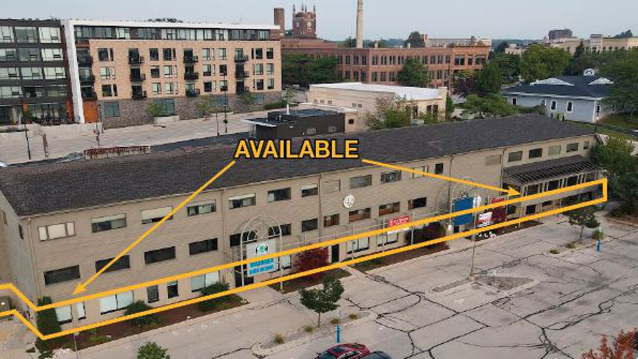 712 Riverfront Dr, Sheboygan, WI 53081 Office Property for Sale 712