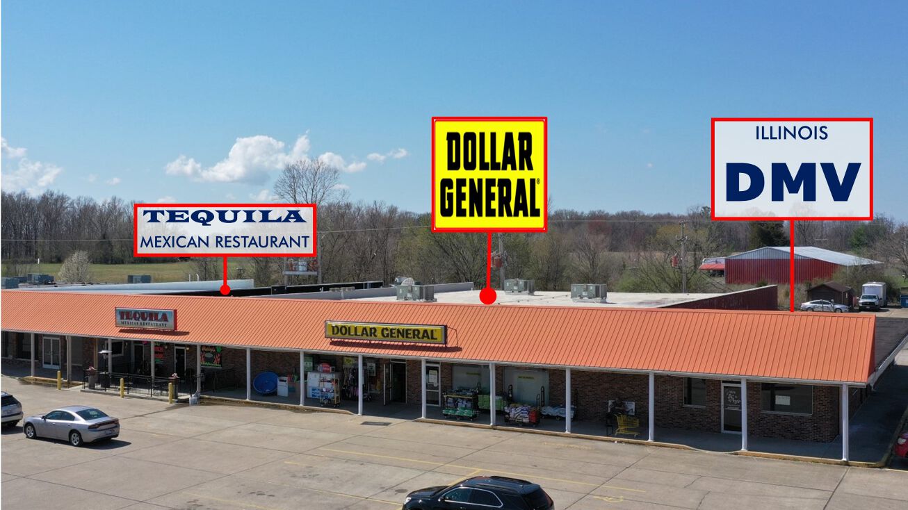 1105 E Randolph St, McLeansboro, IL 62859