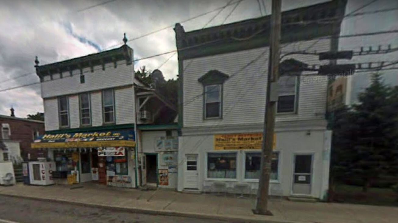 6 East St, Edmeston, NY 13335