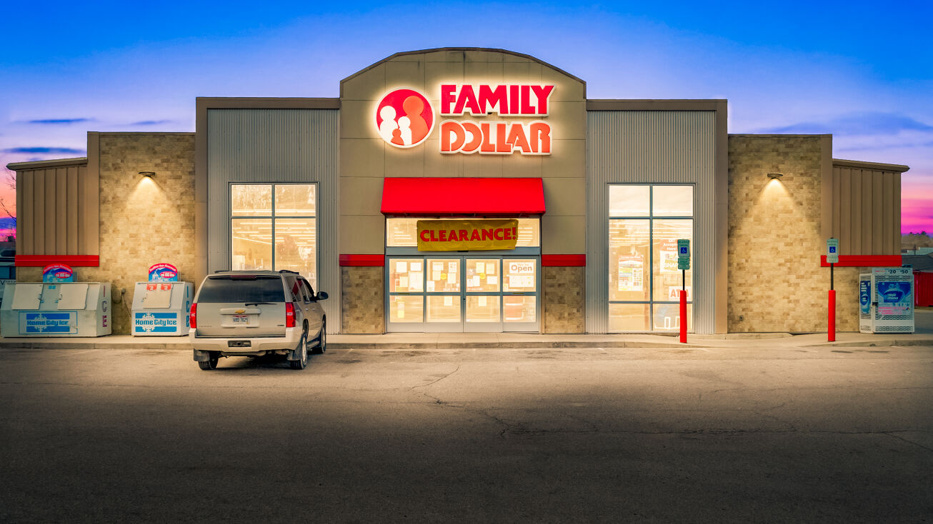 30 Hazel St, Leetonia, OH 44431