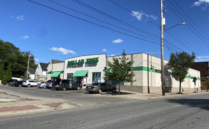 Pictures of Retail property located at 6107 Broadway Ave, Cleveland, OH 44127 for comps - image #1