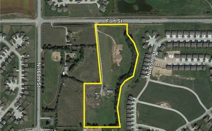 Pictures of Land property located at 168th And Fort, SEC, Omaha, NE 68116 for comps - image #1