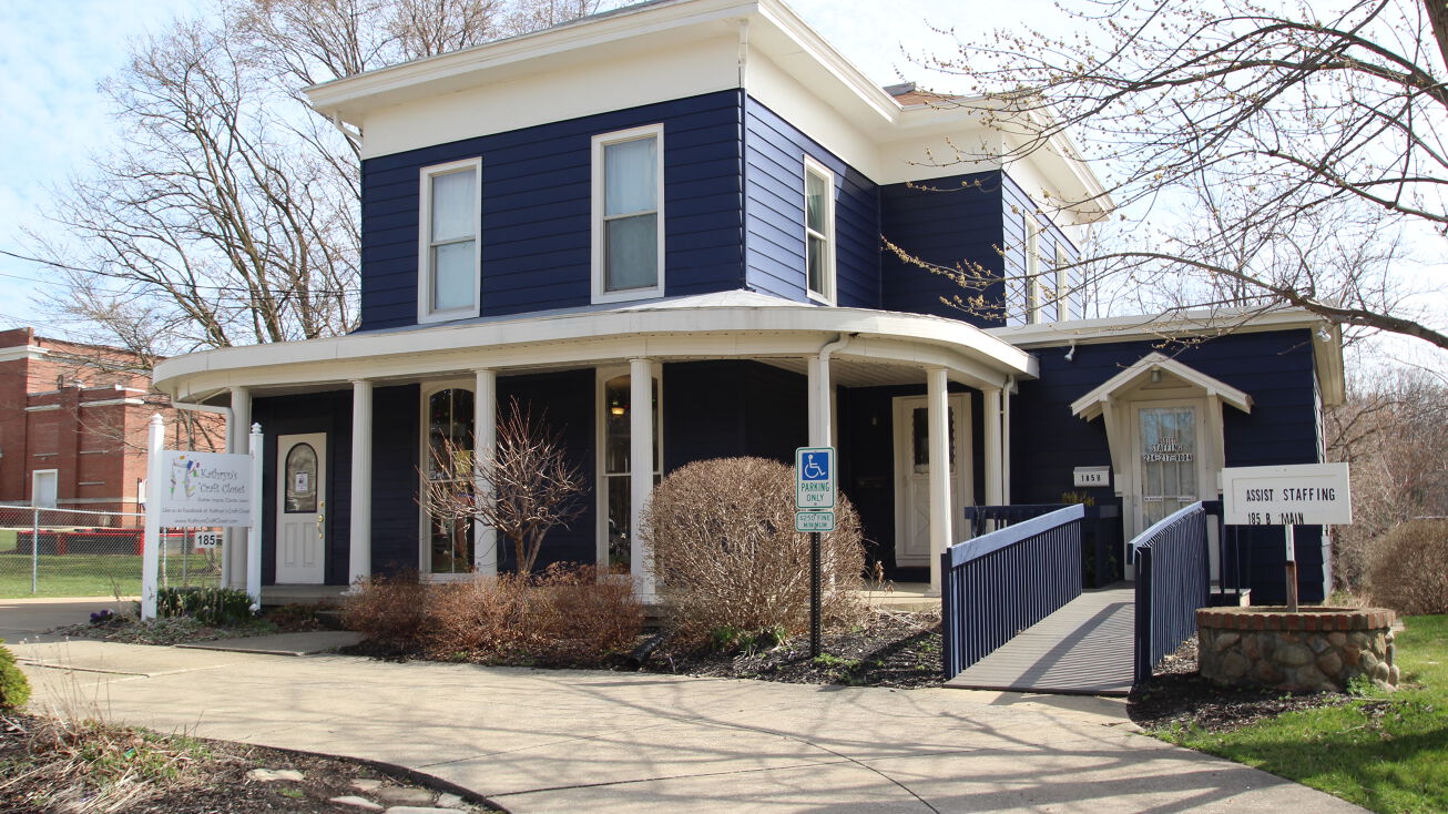 185 Main St, Wadsworth, OH 44281 Retail Property for Sale 185 S