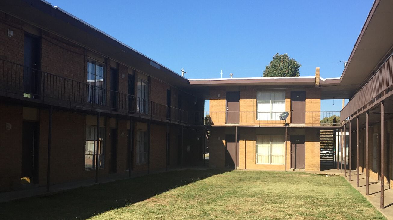 3645 Macon Rd, Memphis, TN 38122