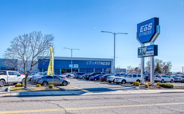 Pictures of Retail property located at 1985 W 5700 S, Roy, UT 84067 for comps - image #1