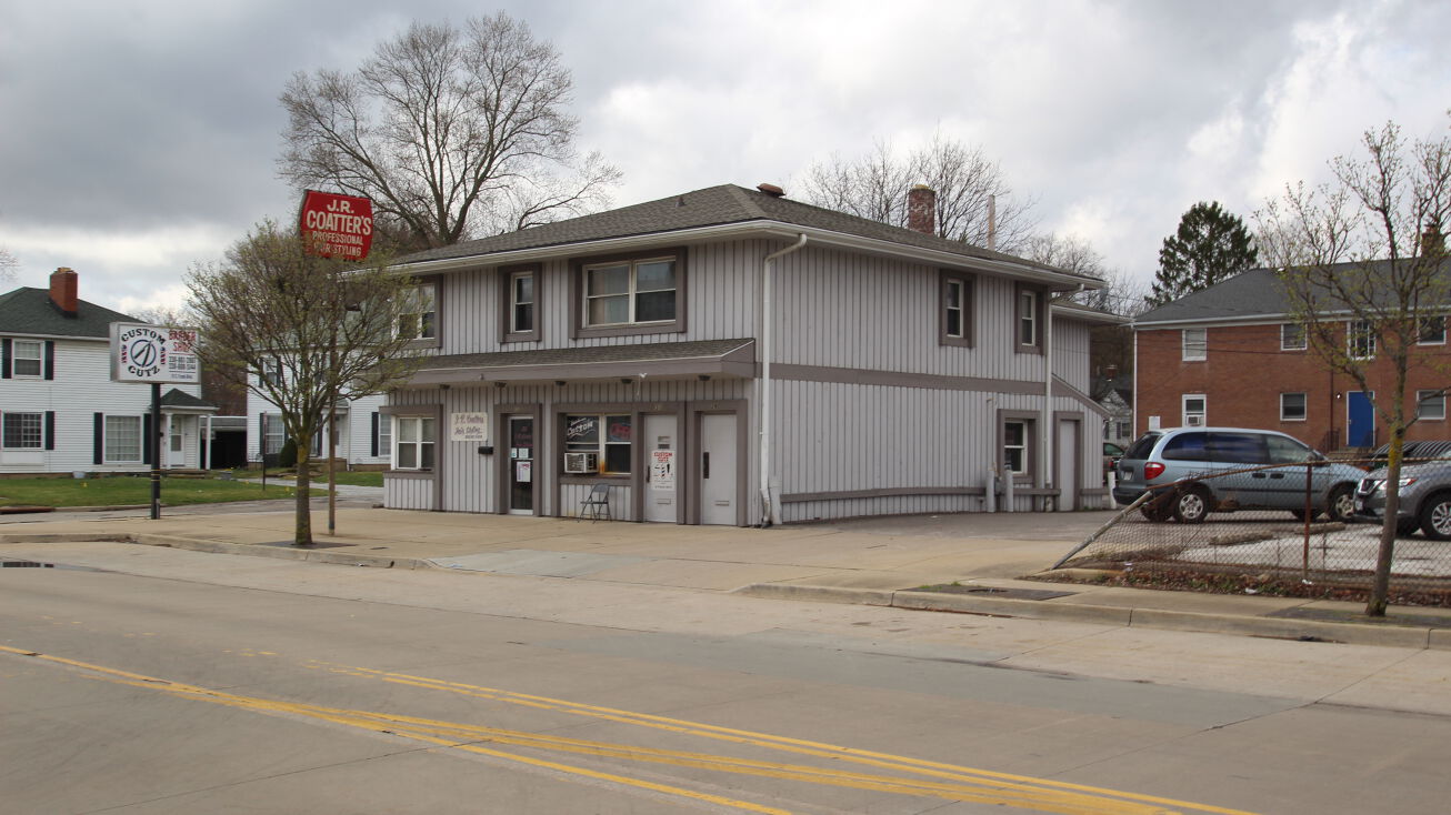 29 Frank Blvd, Akron, OH 44313 Retail Property for Sale 2933 S