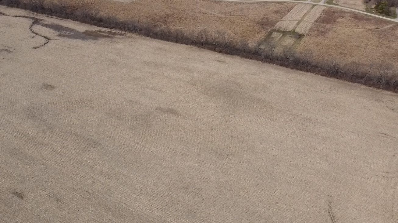 452 County Rd 2600 N, Mahomet, IL 61853