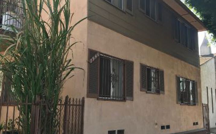 Pictures of Multifamily property located at 1946 W Florence Ave, Los Angeles, CA 90047 for comps - image #1