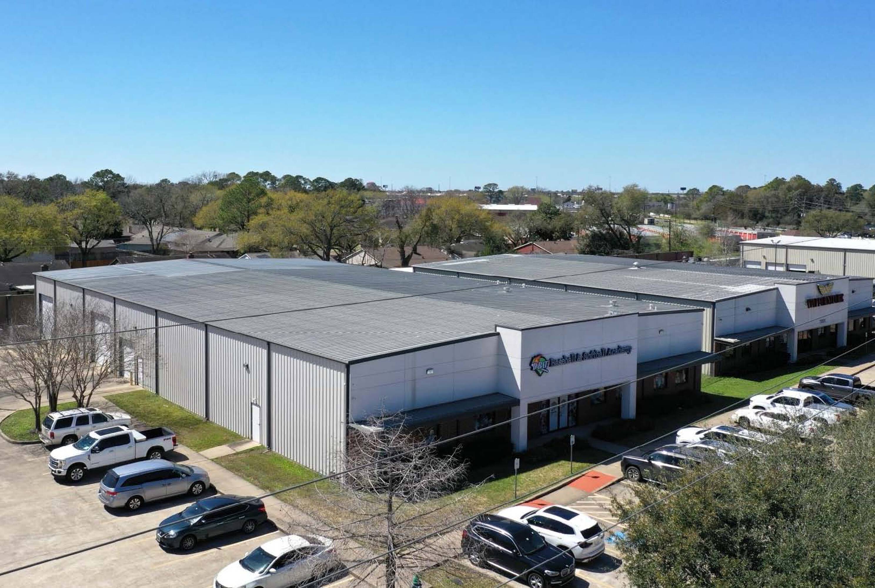 11821 S Sam Houston Parkway W
