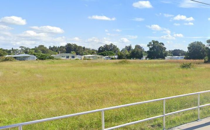 Pictures of Land property located at 2706 N Tamiami Trail, North Fort Myers, FL 33903 for sales - image #1