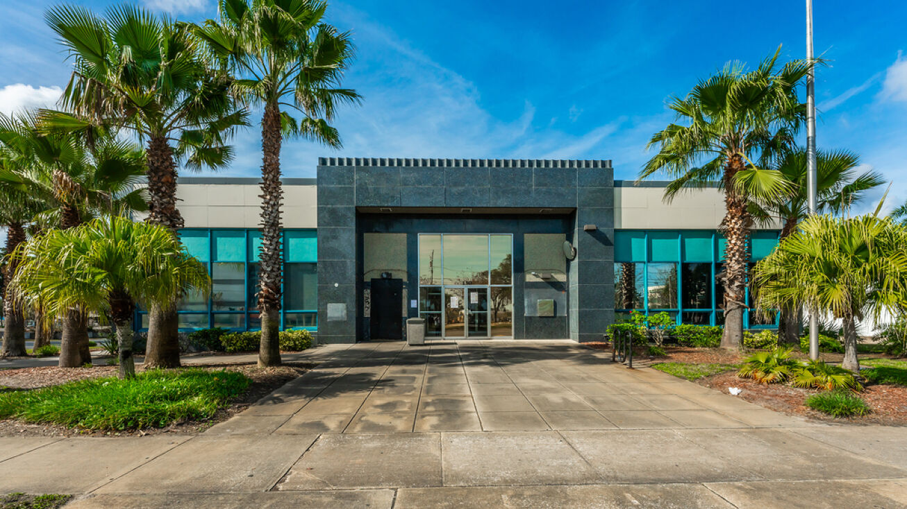 130 S Ridgewood Ave, Daytona Beach, FL 32114