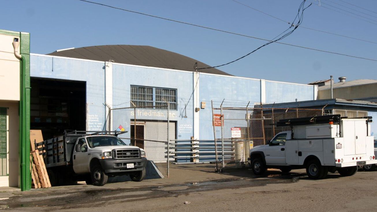 2270 2272 Shafter Avenue, San Francisco, CA 94124 Industrial