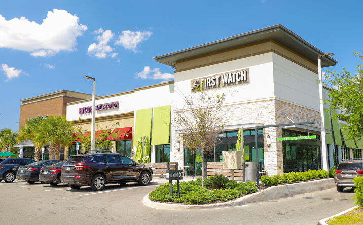 Pictures of Retail property located at 7910 Winter Garden Vineland Rd, Windermere, FL 34786 for comps - image #1