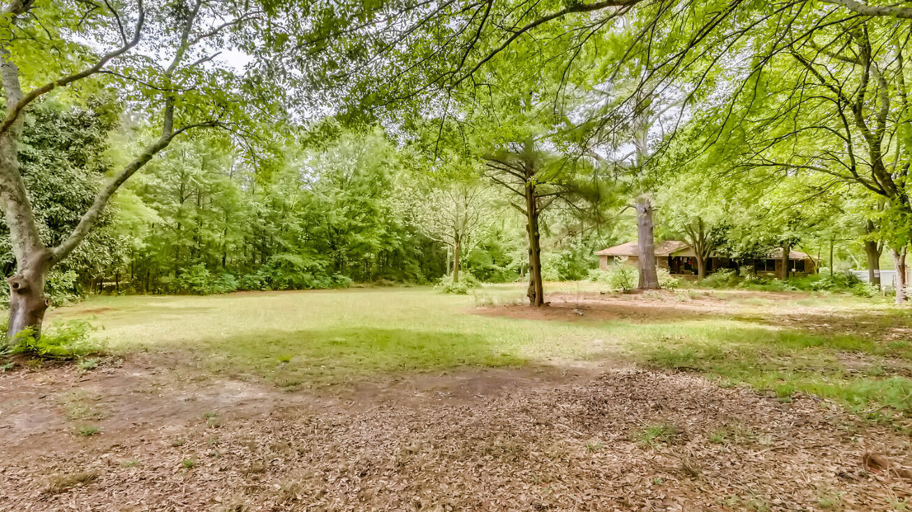 3920 Hiram Lithia Springs Rd SW, Powder Springs, GA 30127