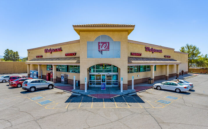 Pictures of Retail property located at 1351 W Prince Rd, Tucson, AZ 85705 for comps - image #1