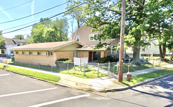Pictures of Office property located at 671 Pennington Ave, Trenton, NJ 08618 for sales - image #1