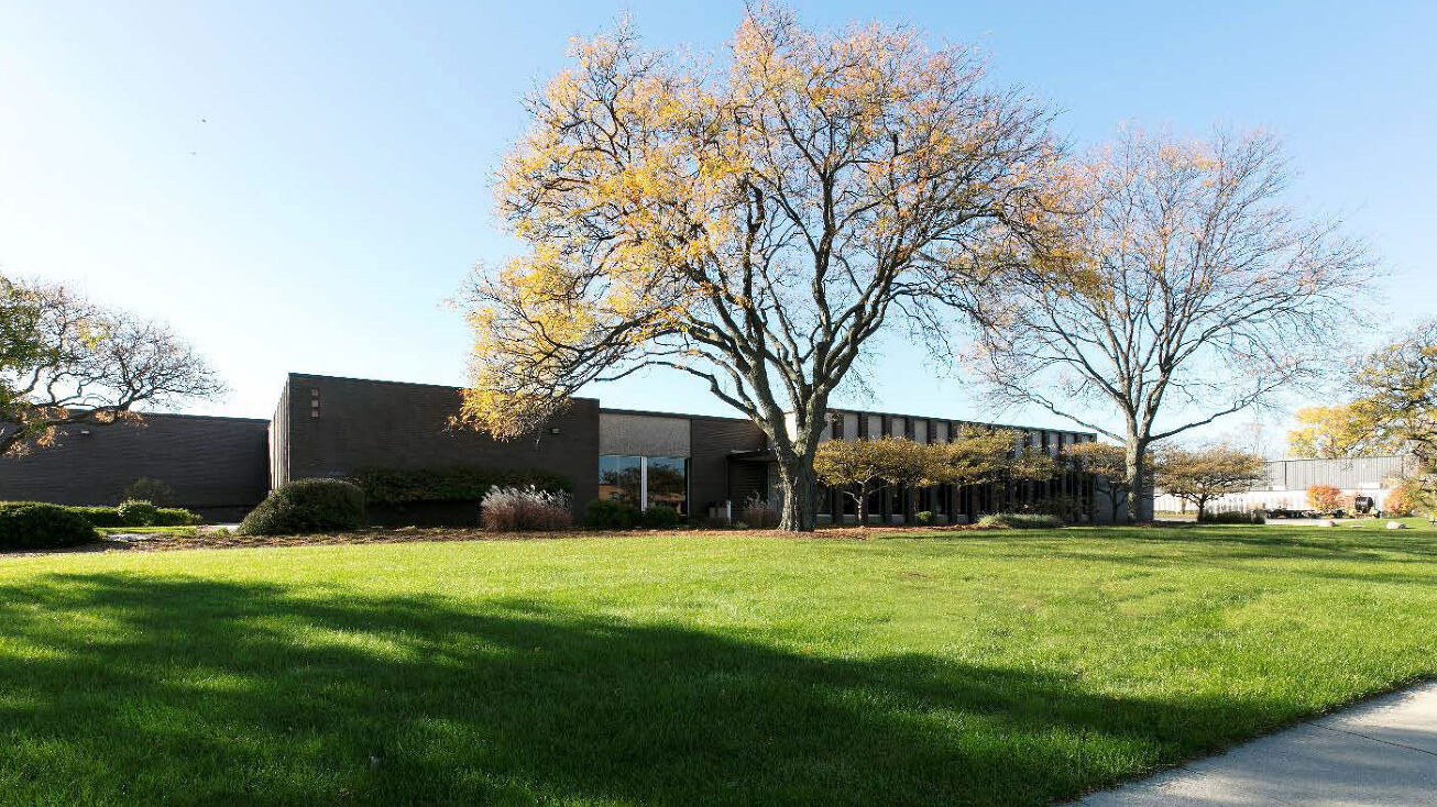 1301 Tower Rd, Schaumburg, IL 60173