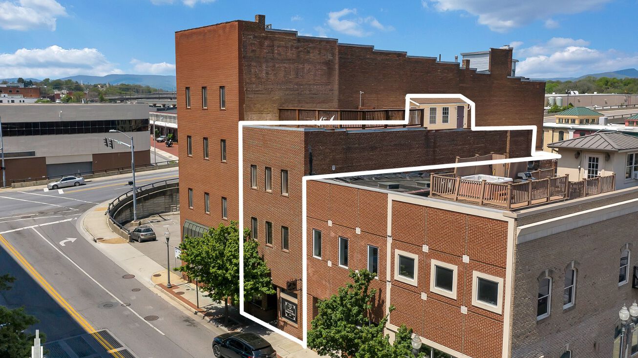 133 Salem Ave SW, Roanoke, VA 24011 Retail Property for Sale Premium DT Roanoke Building