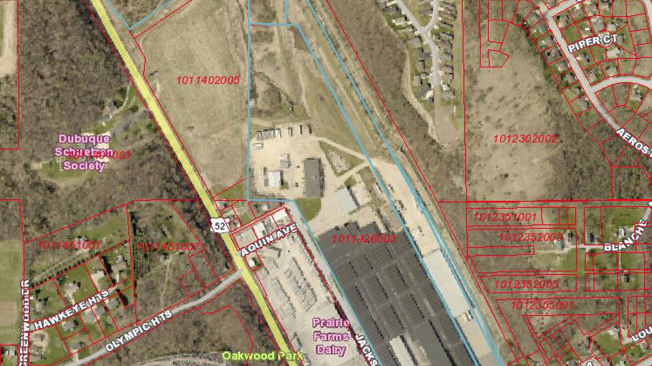 Pictures of Land property located at 3400 Jackson St, Dubuque, IA 52001