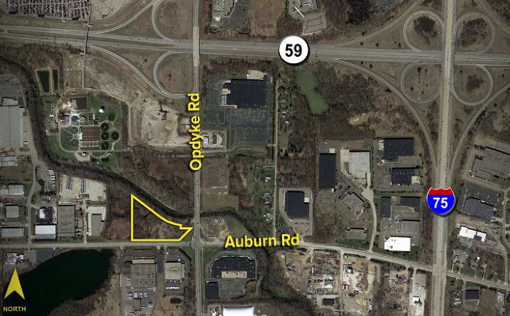Pictures of Land property located at 1201 Auburn Road, Pontiac, MI 48341 for sales - image #1