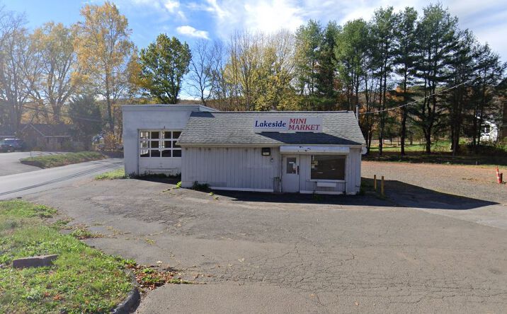 Pictures of Retail property located at 275 Baileyville Road, Middlefield, CT 06455 for sales - image #1