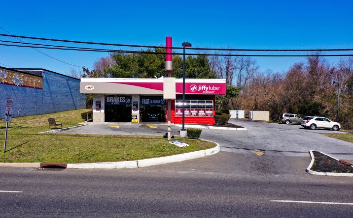Pictures of Retail property located at 1349 Blackwood-Clementon Rd, Clementon, NJ 08021 for sales - image #1