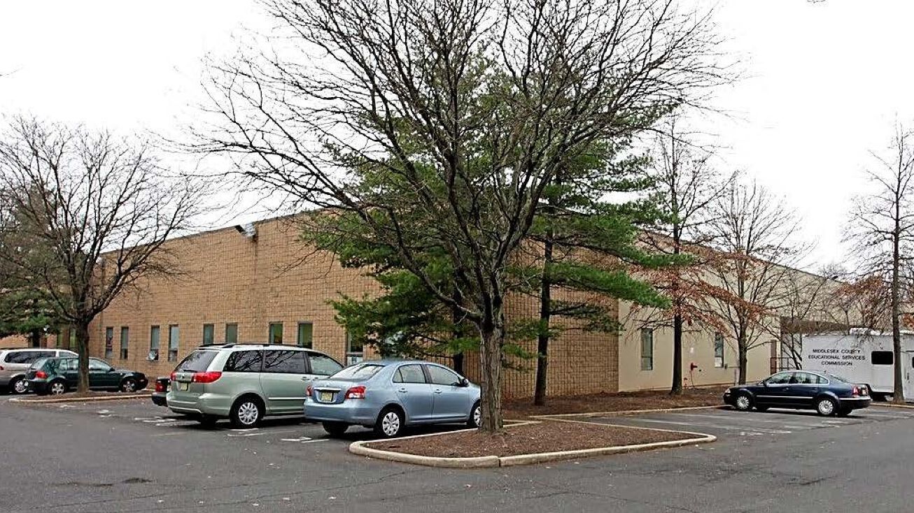 120 Ethel Road West, Piscataway, NJ 08854