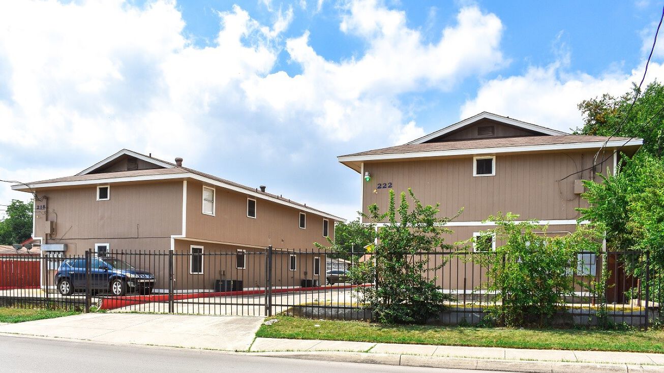 218 Merida St, San Antonio, TX 78207