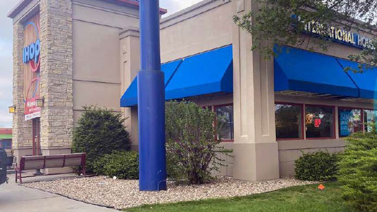 4501 N 27th St, Lincoln, NE 68521 Retail Property for Sale IHOP1