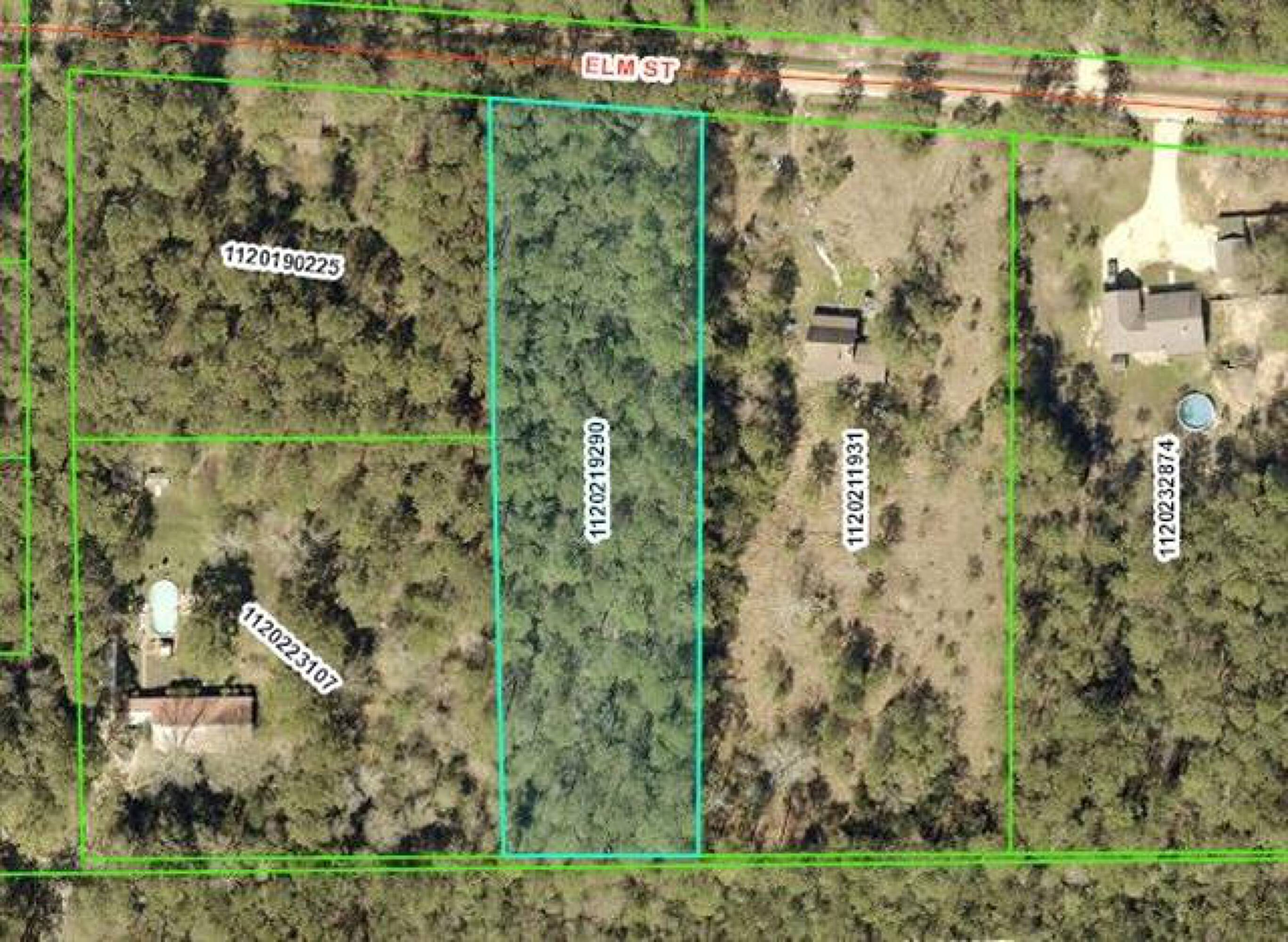 Elm St, Mandeville, LA 70448