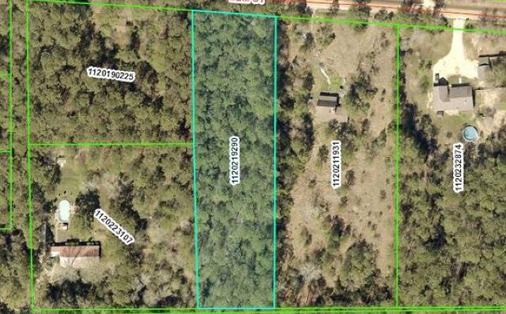 Pictures of Land property located at Elm St, Mandeville, LA 70448 for sales - image #1