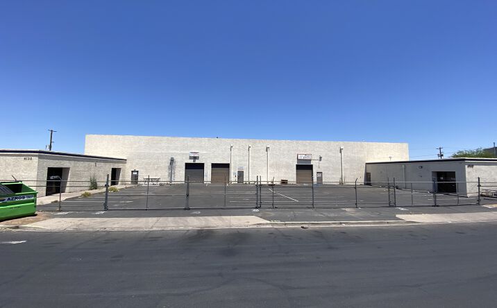 Pictures of Industrial property located at 4132-4140 E Winslow Ave, Phoenix, AZ 85040 for comps - image #1