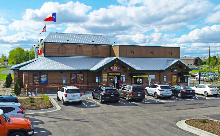 Pictures of Retail property located at 16601 Square Dr, Marysville, OH 43040 for comps - image #1