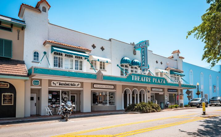 Pictures of Mixed Use, Retail, Special Purpose property located at 2036 14th Ave, Vero Beach, FL 32960 for sales - image #1