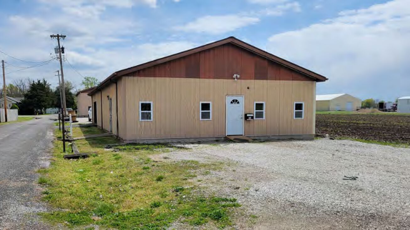 605 Railroad St, Dupo, IL 62239 Office Property for Sale 605