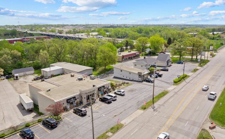 Pictures of Retail, Multifamily, Industrial, Mixed Use, Land property located at 209 - 223 S Lincolnway, North Aurora, IL 60542 for sales - image #1